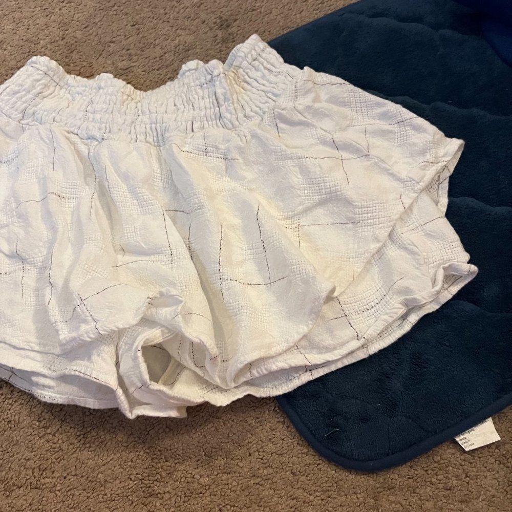 BCBGeneration white medium shorts - Picture 4 of 8